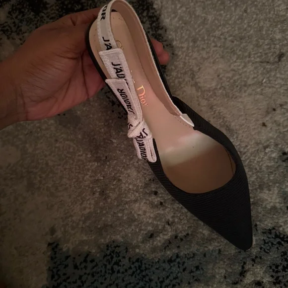 Dior Black and Cream Slingback Heels - Picture 3 of 3
